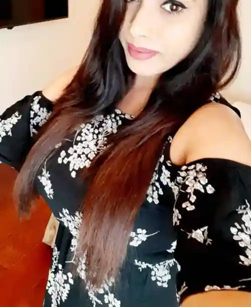 College Call Girl in SUrat